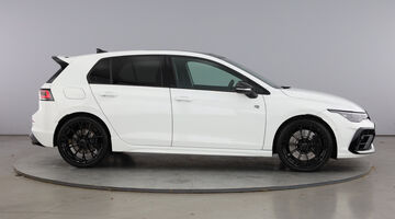 2025 Volkswagen 2.0 TSI R Black Edition DSG 4Motion Euro 6 5-door (White) - Image: 4