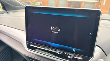 2025 Volkswagen Pro 77kWh Match Auto 5-door (Black) - Image: 7