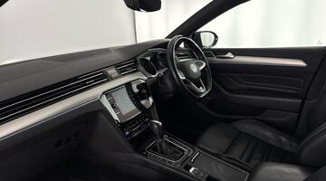2021 Volkswagen 2.0 TDI EVO R-Line DSG Euro 6 5-door (Grey) - Image: 2