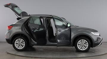 2023 Volkswagen 1.0 TSI Life Euro 6 5-door (Grey) - Image: 10