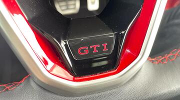 2023 Volkswagen 2.0 TSI GTI DSG Euro 6 5-door (Red) - Image: 26