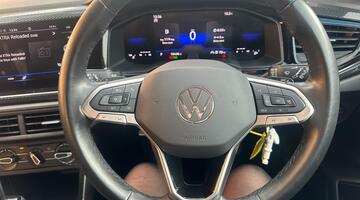 2024 Volkswagen 1.0 TSI Life DSG Euro 6 5-door (Black) - Image: 58