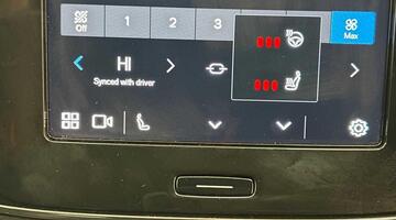 2022 Volvo 2.0 B4 MHEV Plus DCT Auto Euro 6 5-door (Silver) - Image: 40