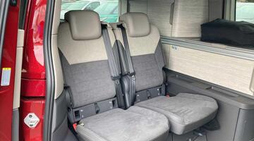 2025 Volkswagen TSI eHybrid 19.7kWh Ocean DSG 4Motion Euro 6 4-door (Red) - Image: 22