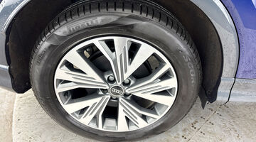 2025 Audi 40 Sport Sportback Auto 5-door 63kWh (Blue) - Image: 27