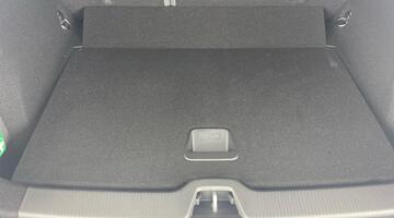 2025 Volvo Single Motor Extended Range 69kWh Plus Auto 5-door (White) - Image: 27