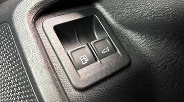 2025 CUPRA EHybrid 25.8kWh V1 DSG Euro 6 5-door (Grey) - Image: 20