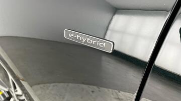 2025 Audi 2.0 e-hybrid5.9kWh Edition 1 S Tronic quattro Euro 6 5-door (Green) - Image: 43