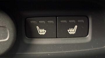 2022 Volvo Recharge 69kWh Ultimate Auto 5-door (Silver) - Image: 17