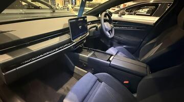 2025 Volkswagen Pro 77kWh Match Plus Tourer Auto 5-door (Grey) - Image: 12