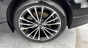 2025 Audi 83kWh S line Auto 5-door (Black) - Image: 29