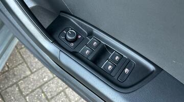 2025 Audi 1.0 TFSI 25 S line Sportback S Tronic Euro 6 5-door (Grey) - Image: 12