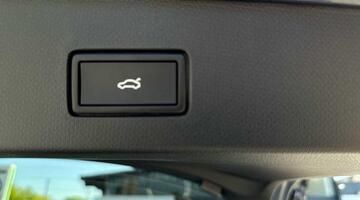 2024 CUPRA 77kWh VZ2 SUV Coupe Auto 4-doorive 5dr (Blue) - Image: 13