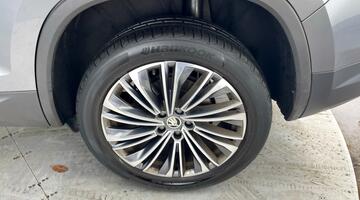 2022 Škoda TSI ACT SE L Executive Euro 6 5-door (7 Seat) (Grey) - Image: 39