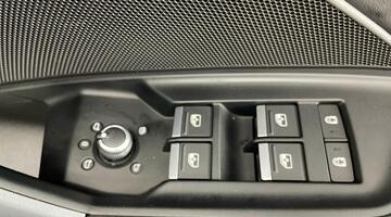 2025 Audi TFSI 35 Black Edition S Tronic Euro 6 4-door (Black) - Image: 20