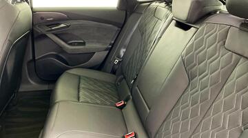 2025 Audi 100kWh Edition 1 Auto quattro 5-door (Black) - Image: 41