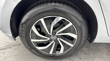 2023 Volkswagen 1.0 TSI Life DSG Euro 6 5-door (Silver) - Image: 18