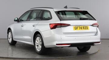 2024 Škoda TSI ACT SE Technology Euro 6 5-door (Silver) - Image: 3