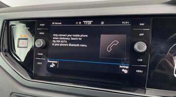 2022 Volkswagen 1.0 TSI R-Line Euro 6 5-door (Red) - Image: 16