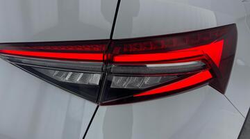 2022 Škoda TSI ACT SE Drive Euro 6 5-door (7 Seat) (White) - Image: 27