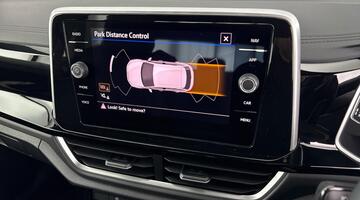 2025 Volkswagen 2.0 TSI R DSG 4Motion Euro 6 5-door (Black) - Image: 14