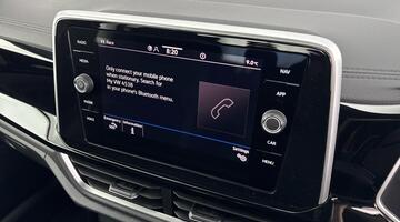 2025 Volkswagen 2.0 TSI R DSG 4Motion Euro 6 5-door (Black) - Image: 17