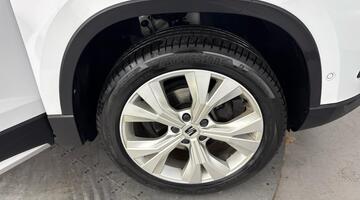 2024 SEAT TSI EVO XPERIENCE DSG Euro 6 5-door (White) - Image: 5