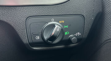 2025 Audi TFSI CoD 35 S line S Tronic Euro 6 5-door (Black) - Image: 23