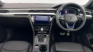 2025 Volkswagen 2.0 TSI R Fastback DSG 4Motion Euro 6 5-door (White) - Image: 8