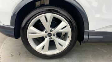 2025 Audi 45 S line Auto 5-door 82kWh (White) - Image: 26