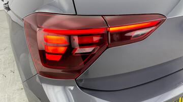 2022 Volkswagen 1.0 TSI Life Euro 6 5-door (Grey) - Image: 30