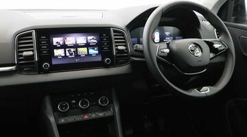 2024 Škoda 1.0 TSI SE Drive Euro 6 5-door (Black) - Image: 2