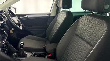 2021 Volkswagen TSI Life Euro 6 5-door (White) - Image: 33