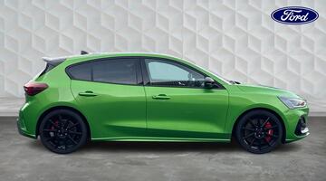 2024 Ford EcoBoost ST Euro 6 5-door (Green) - Image: 4