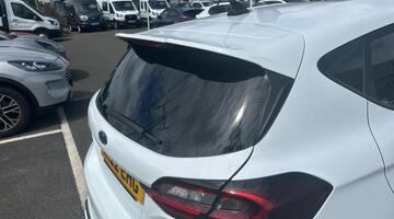 2022 Ford EcoBoost ST-3 Euro 6 5-door (White) - Image: 29