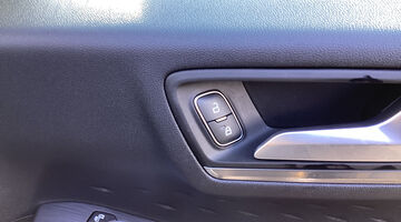 2020 Ford EcoBoost Titanium First Edition Euro 6 5-door (White) - Image: 14