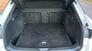 2021 Volkswagen Pro Performance 77kWh Max Auto 5-door (White) - Image: 22