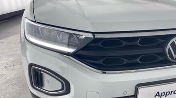 2022 Volkswagen TSI Life DSG Euro 6 5-door (White) - Image: 35