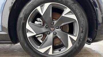 2024 CUPRA 77kWh V1 SUV Coupe Auto 5-door (Blue) - Image: 5