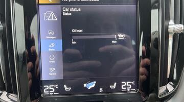 2017 Volvo 2.0 D4 Momentum Auto Euro 6 5-door (Black) - Image: 50