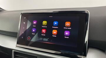 2022 SEAT TSI EVO SE Technology DSG Euro 6 5-door (Red) - Image: 18