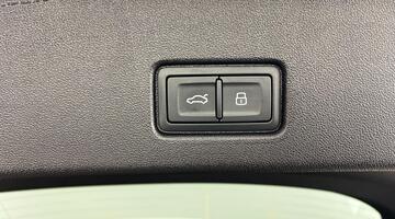 2025 Audi 45 S line Auto 5-door 82kWh (White) - Image: 33