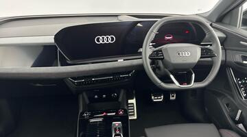 2025 Audi SQ6 SUV Edition 1 e-tron 360,00 kW (Black) - Image: 8