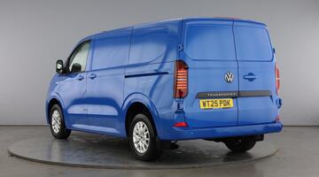 2025 Volkswagen 2.0 TDI T30 Commerce Pro Auto FWD SWB Euro 6 5-door (Blue) - Image: 3