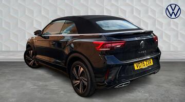 2025 Volkswagen TSI R-Line DSG 2WD Euro 6 2-door (Black) - Image: 3