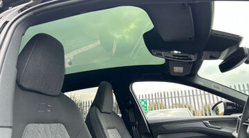 2025 Audi 2.0 TDI Launch Edition Plus S Tronic quattro Euro 6 5-door (Black) - Image: 17