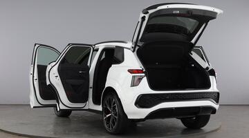 2026 Audi 2.0 TFSI Edition 1 S Tronic quattro Euro 6 5-door (White) - Image: 11