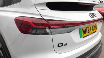 2024 Audi 45 Black Edition Sportback Auto quattro 5-door 82kWh (White) - Image: 43