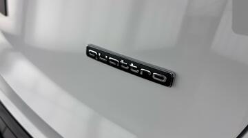 2026 Audi 2.0 TFSI Edition 1 S Tronic quattro Euro 6 5-door (White) - Image: 30