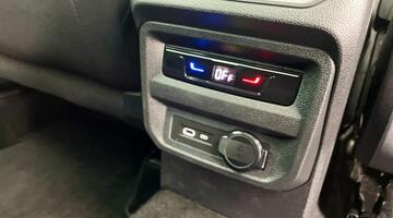 2023 Volkswagen TSI 13kWh Elegance DSG Euro 6 5-door (Blue) - Image: 30